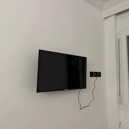 Saloni Apartment *
